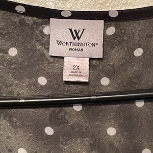 Worthington 2x black and white polka dot blouse